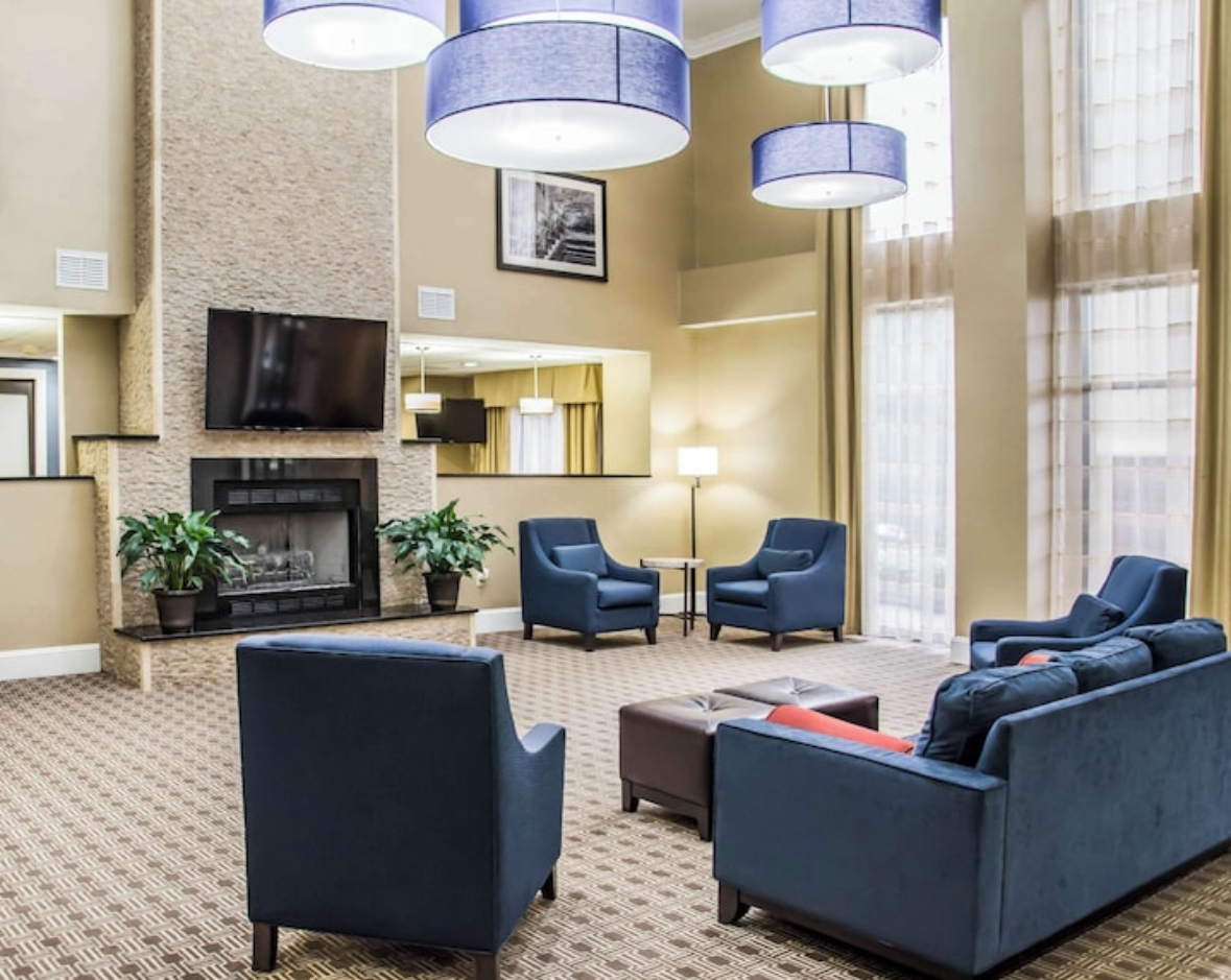Comfort Suites Univ Research Park IMG_1771